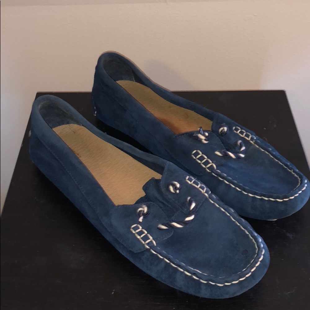 🌀Navy Ugg Moccasins🌀